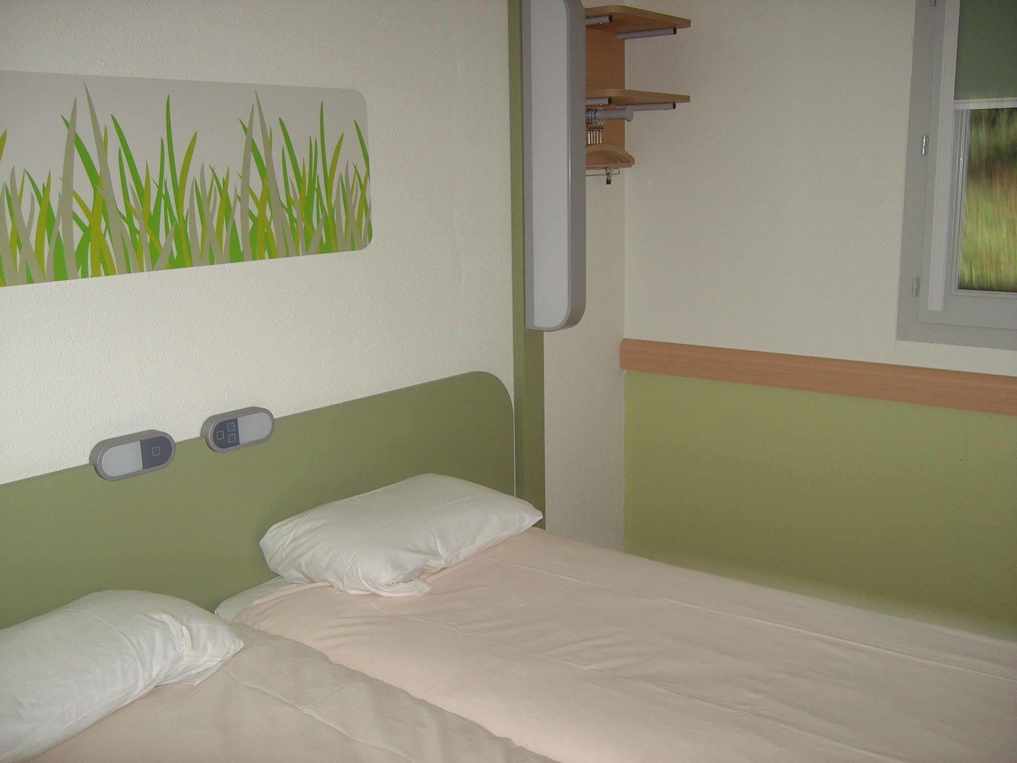 Ibis Budget Brignoles Provence エクステリア 写真